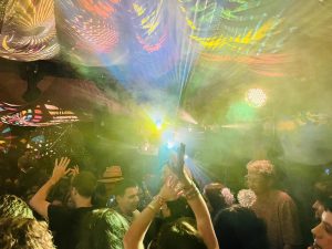 Whirl-y-Gig No90 Live 2025-12 (10)