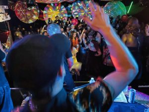 Whirl-y-Gig No90 Live 2025-12 (6)