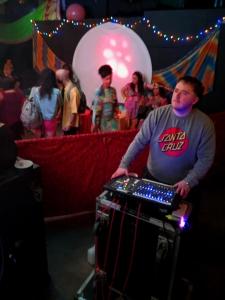 Whirl-y-Gig-No90-Live-2025-4-62